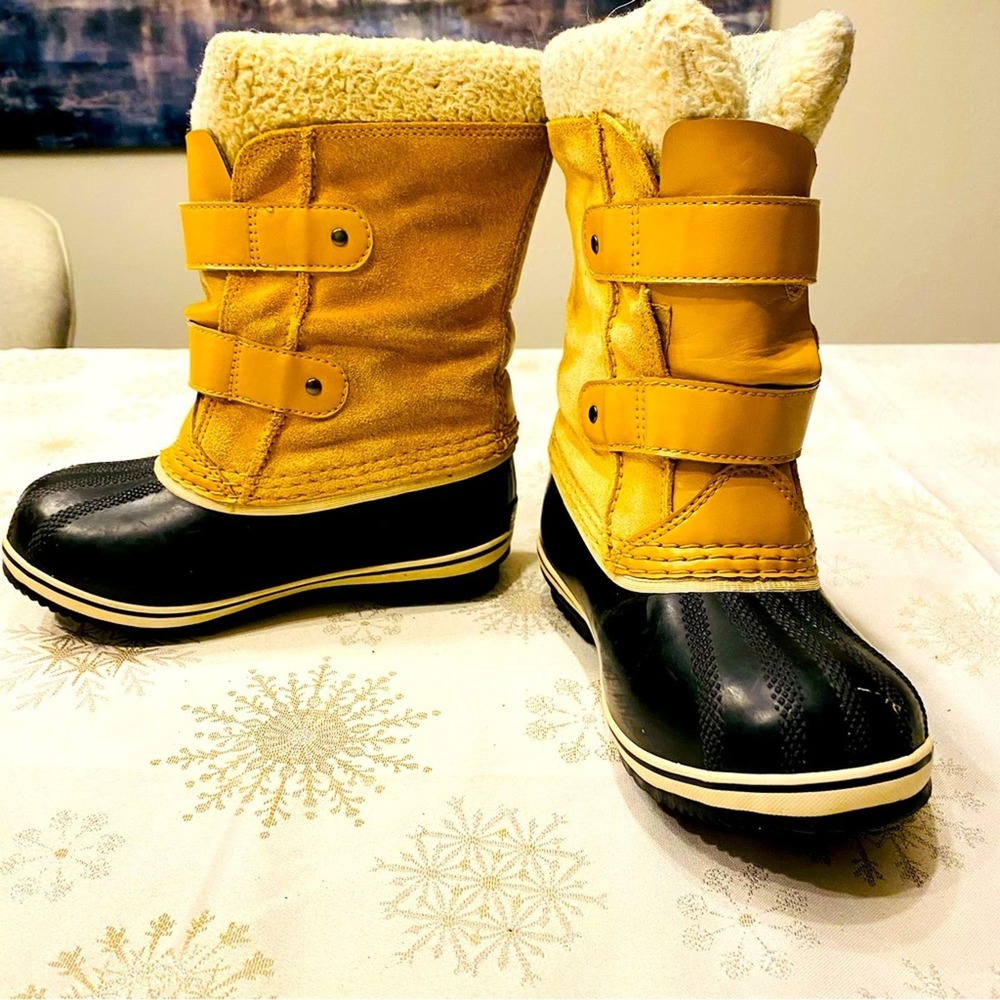 Sorel NC1959-373 Waterproof Black Tan Winter Snow Boots Kid size 13 US. WH - Picture 5 of 9